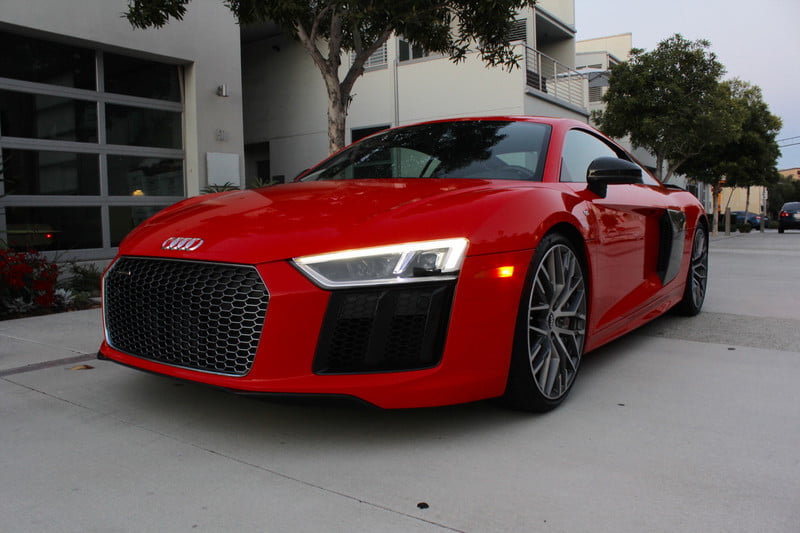 Audi R8 V10 Plus Review | R8 V10 Plus Customer Review | R8 V10 Plus Tips | R8 V10 Plus Features Audi R8 V10 plus Review