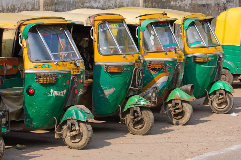 Book your Auto Rickshaw ride on an App