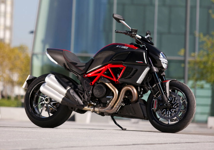 Limitation of Ducati Diavel Titanium 2015