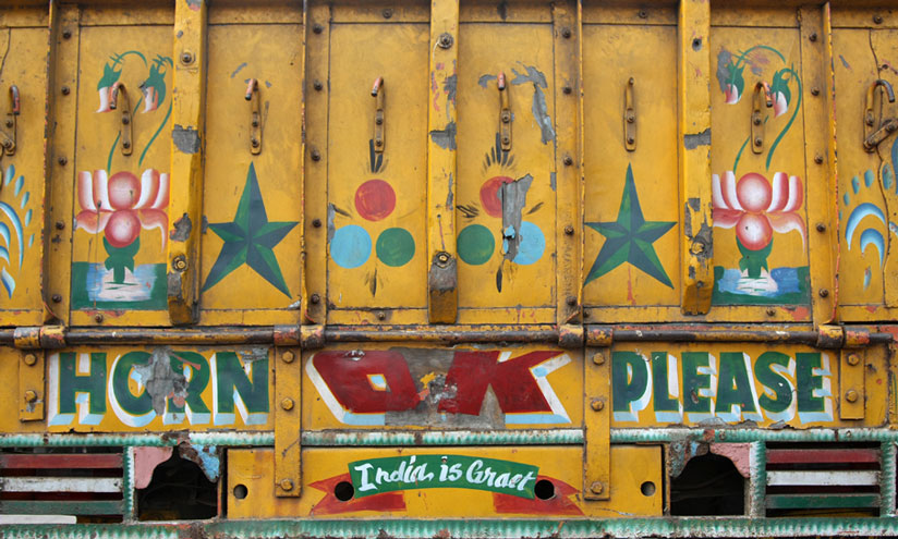 Vehicles in Maharashtra to Horn OK Please Vehicles in Maharashtra to Horn OK Please