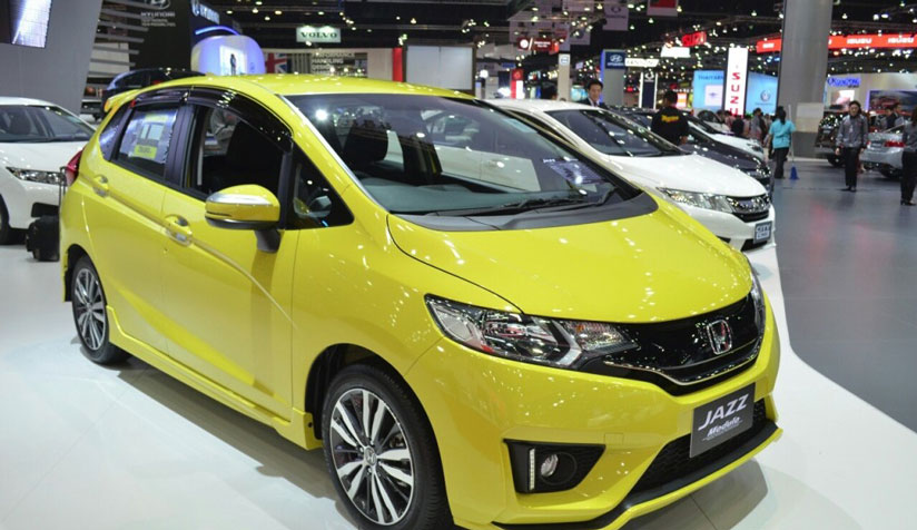 More than 40 percent of people book the Honda Jazz CVT