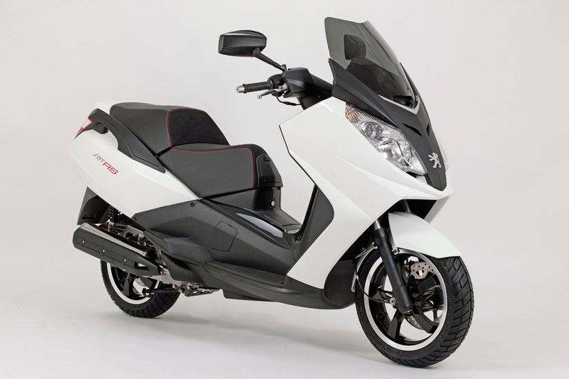 Mahindra to create a Peugeot scooter storm in India