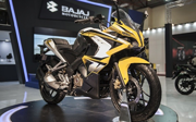   Let get closer to the Bajaj Pulsar RS200, All set to be launched tomorrow