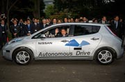   Japan Prime Minister Shinzo Abe Hits Tokyo Streets in a Nissan Self-Driving Car
