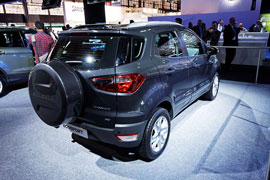 Ford Eco Sport 2016 would not carry the external wheel Spy Story