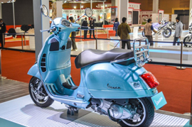 Piaggio to roll out the Vespa 300 GTS and Vespa 946 in the Indian market