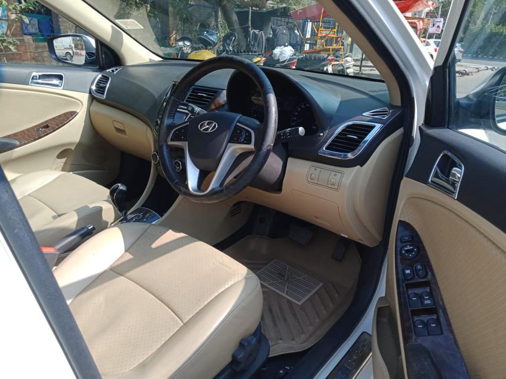 Hyundai Verna Fluidic 1.6 CRDI SX Opt AT