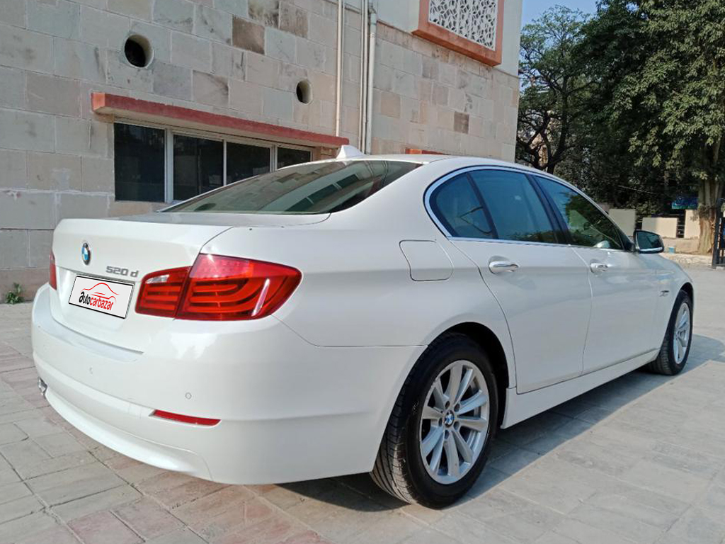 BMW 5 Series 520d Sedan Luxury