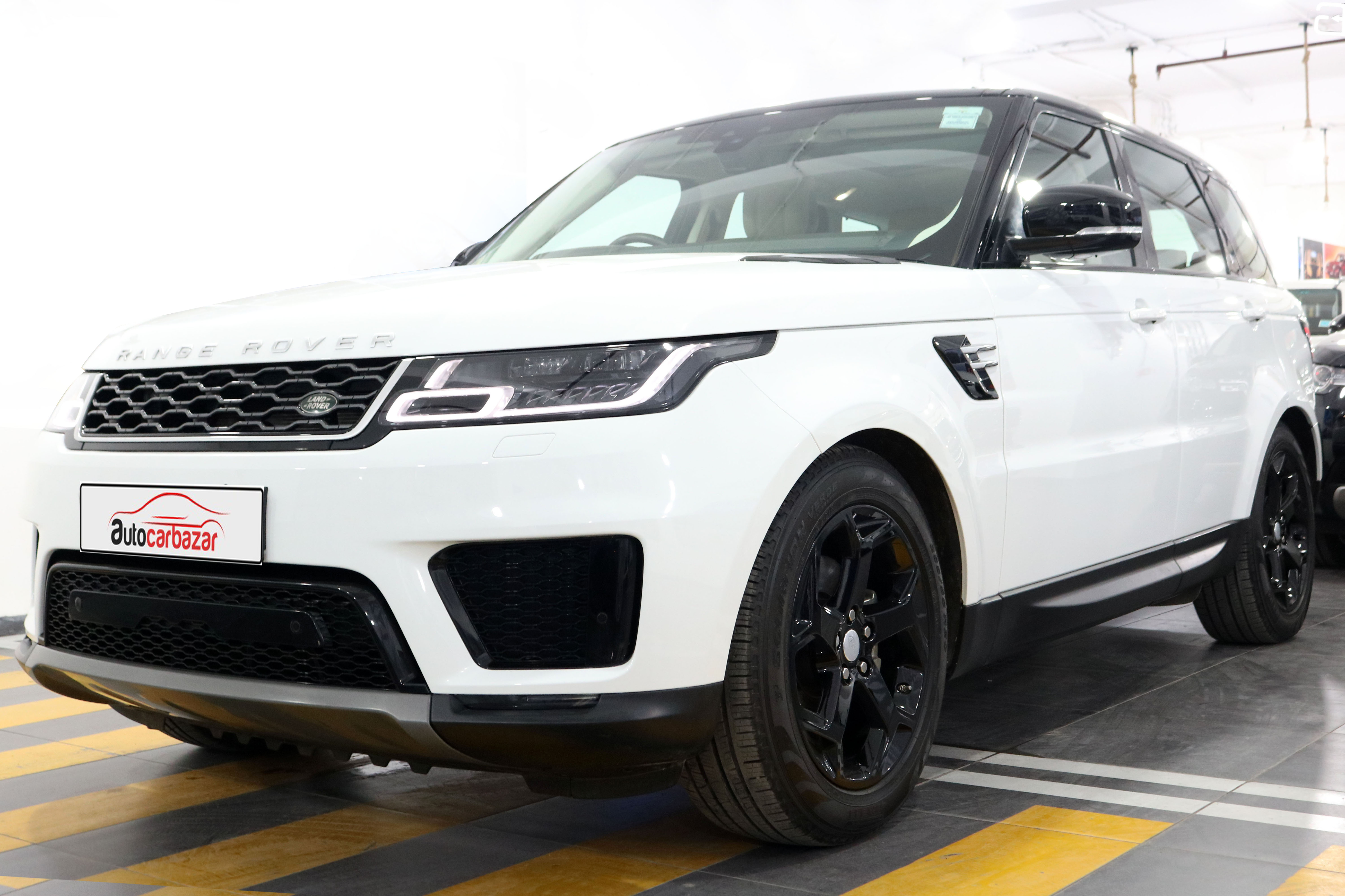 Buy Used 2018 Land Rover Range Rover Sport SE 3.0L Diesel in Delhi