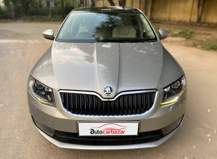Skoda Octavia Elegance 1.8 TSI AT