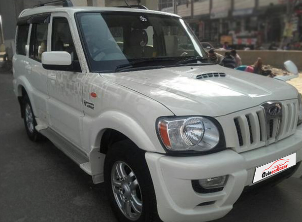 Buy Used 2013 Mahindra Scorpio CRDe VLX 2WD BS-IV Diesel in Delhi