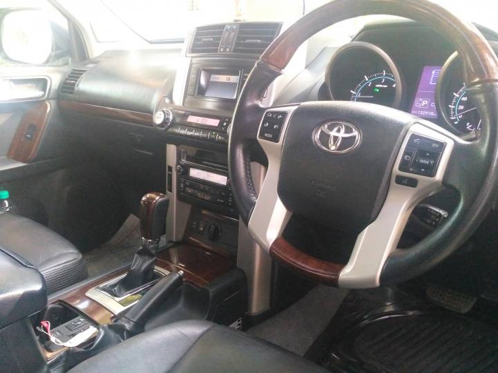 Toyota Land Cruiser Prado VX