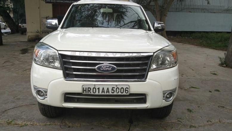Ford Endeavour 3.0L 4x2 AT